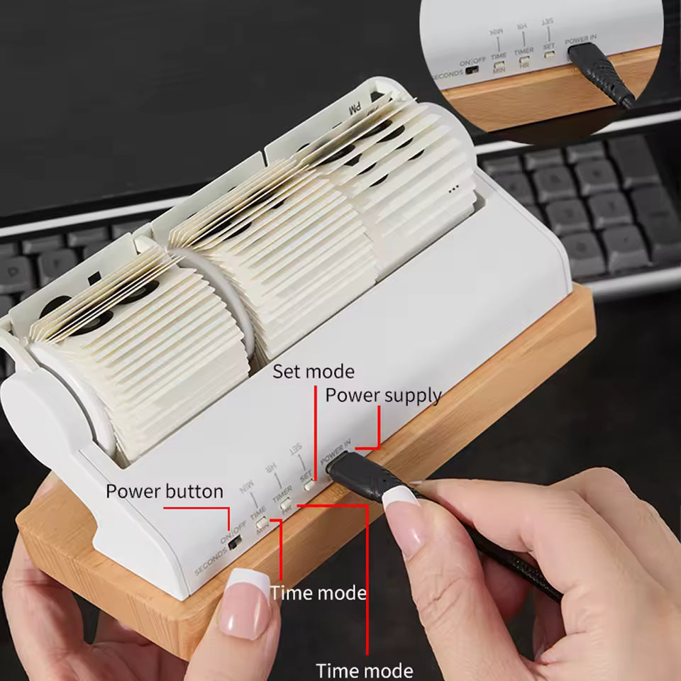Wooden Flip Clock with Seconds Display – Automatic Page Turning Timer for Home & Office Desk Décor